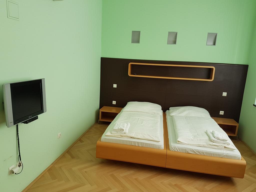 Penzion Branabeskyd Frýdlant nad Ostravicí Kültér fotó
